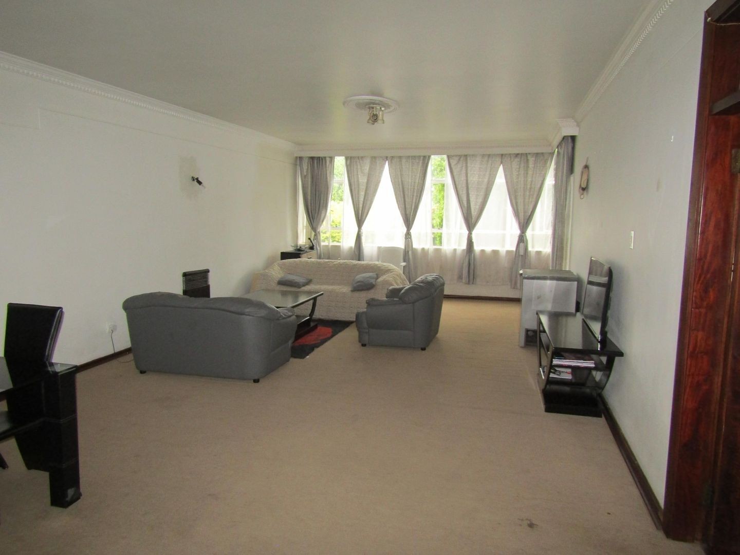 Apartment For Sale in Johannesburg