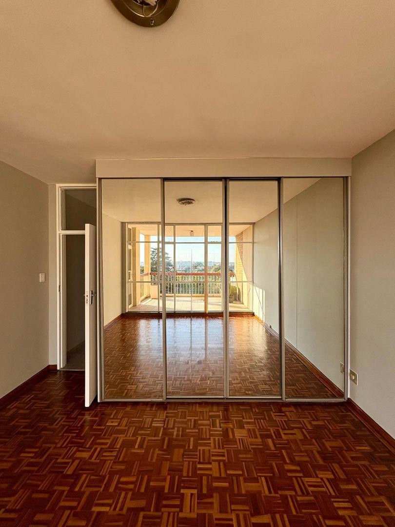 Apartment For Sale in Johannesburg