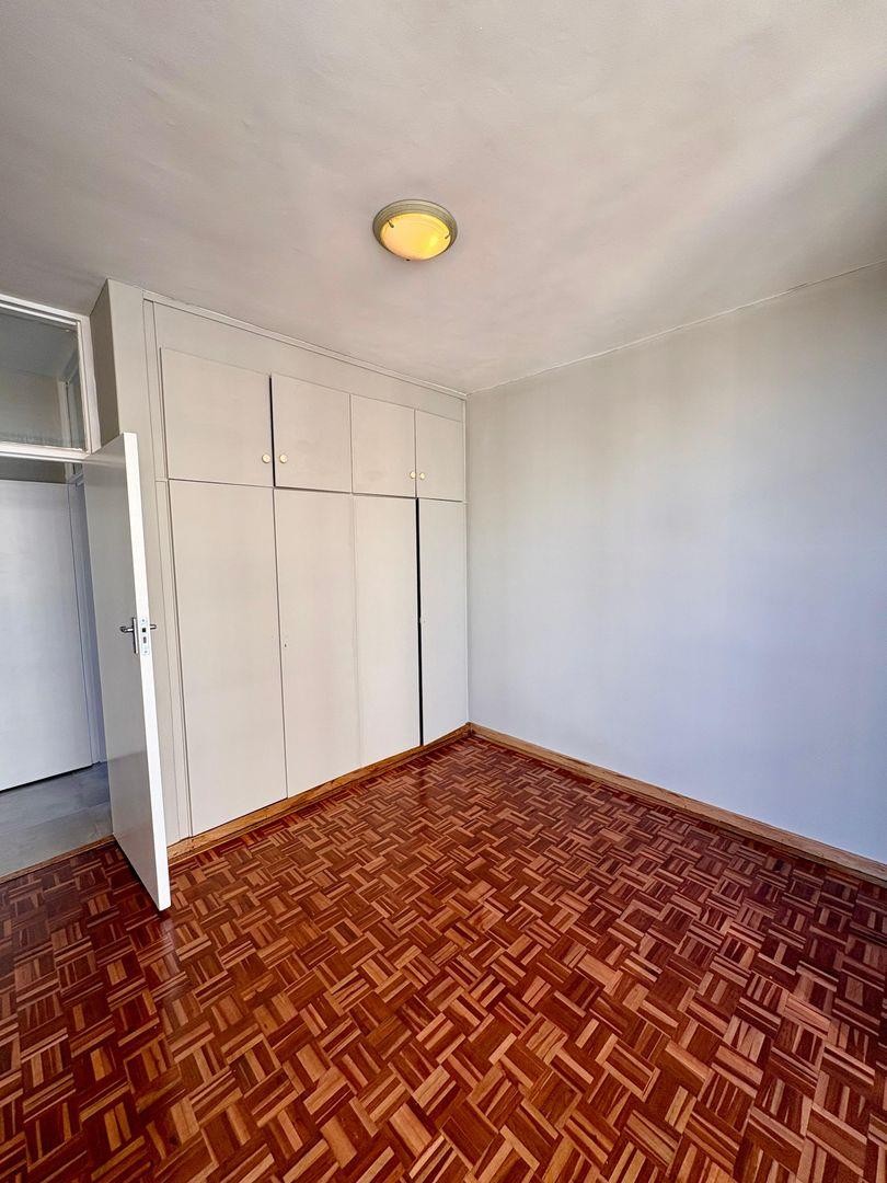 Apartment For Sale in Johannesburg