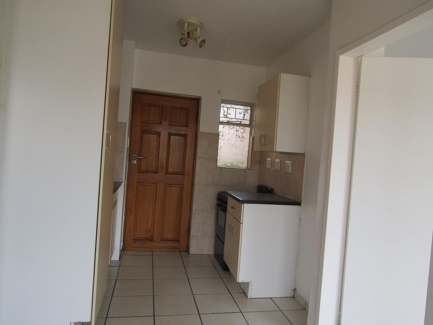Apartment For Sale in Auckland Park, Johannesburg