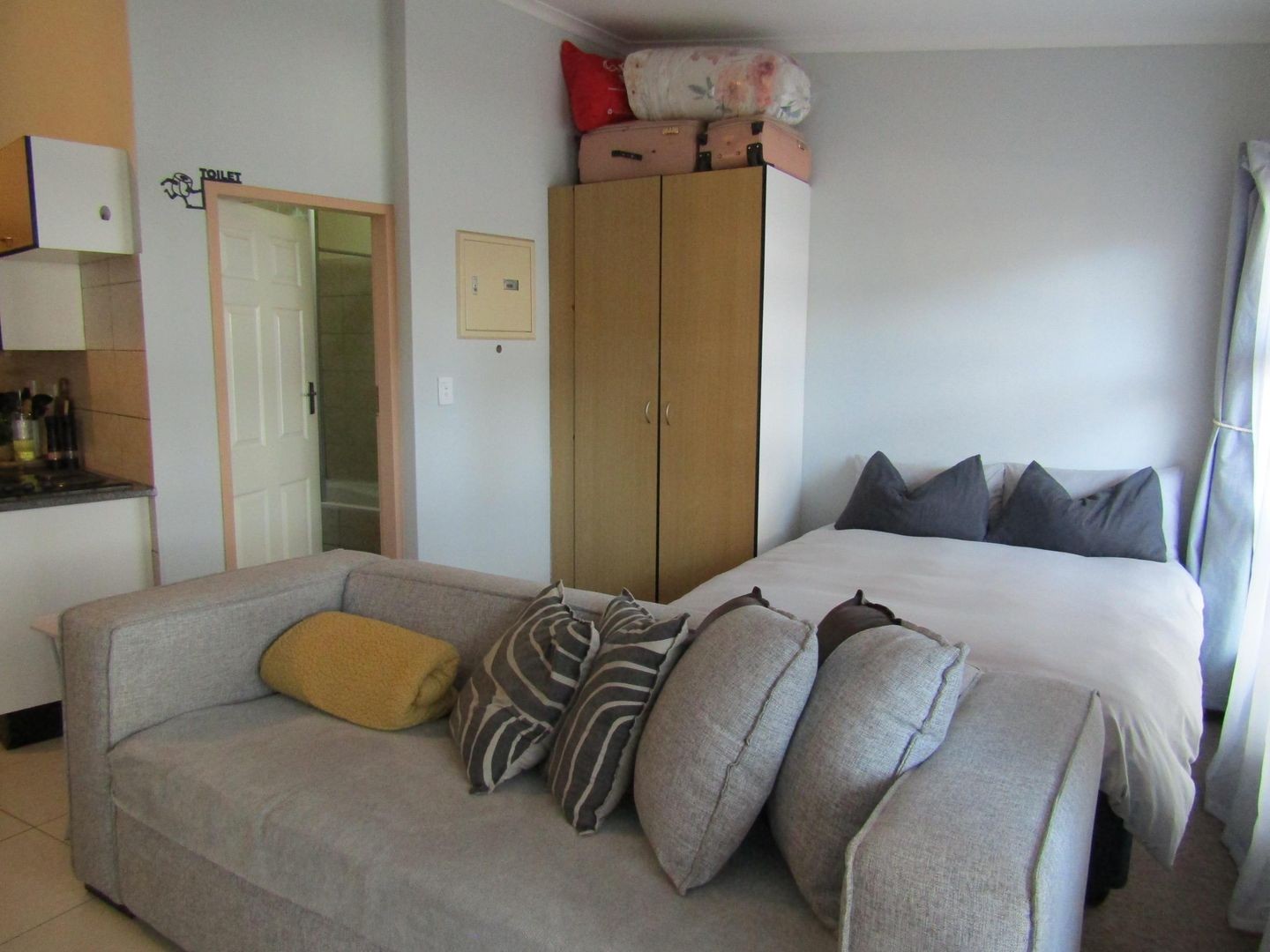 Apartment For Sale in Auckland Park, Johannesburg