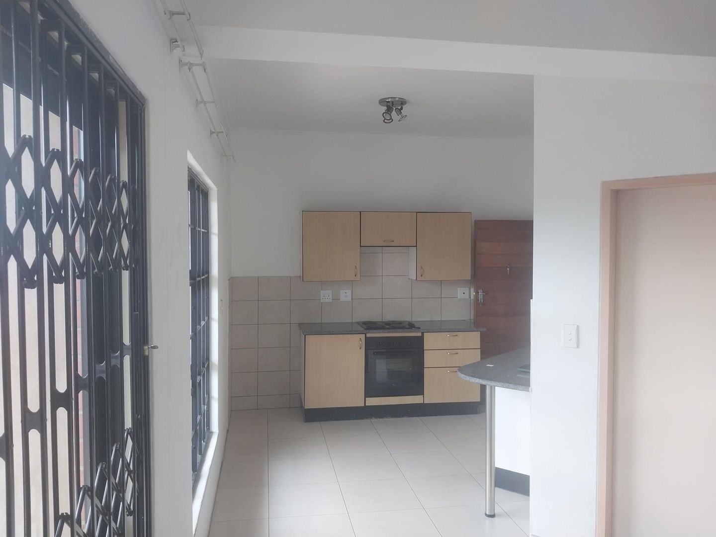 Apartment For Sale in Auckland Park, Johannesburg