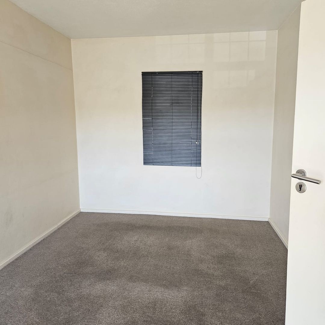 Apartment For Sale in Auckland Park, Johannesburg