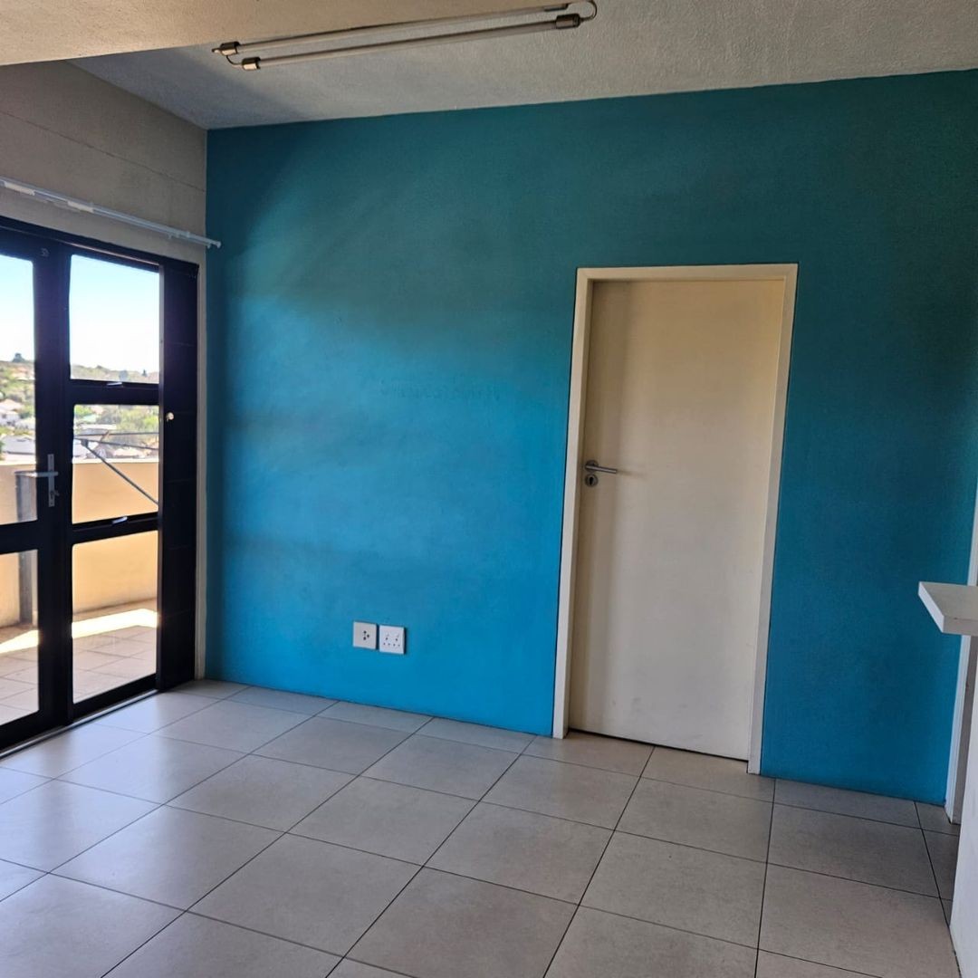 Apartment For Sale in Auckland Park, Johannesburg