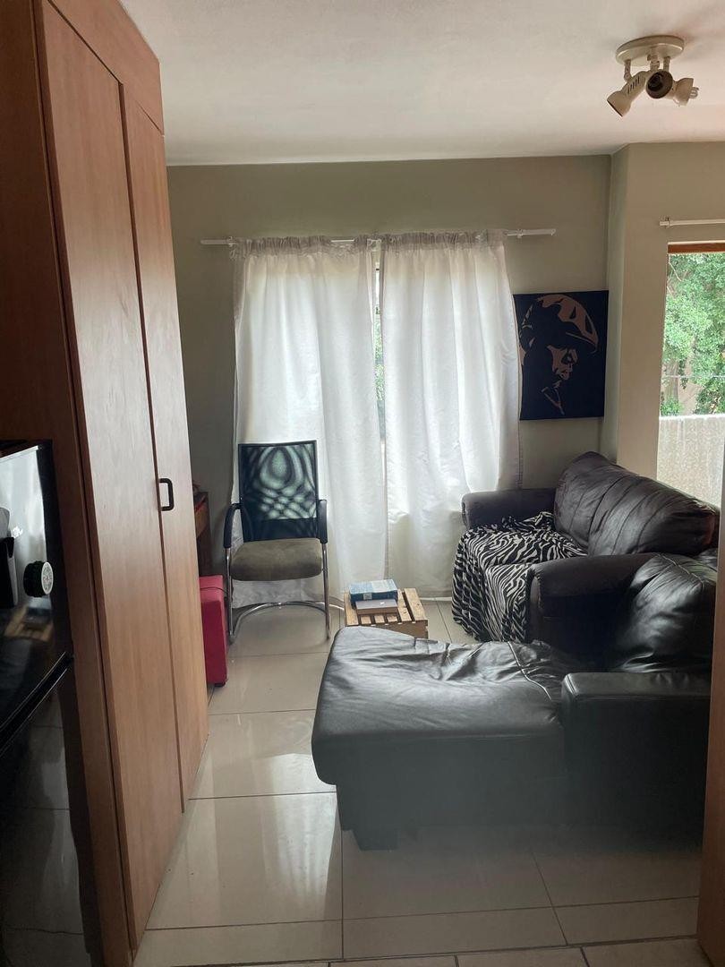 Apartment For Sale in Auckland Park, Johannesburg