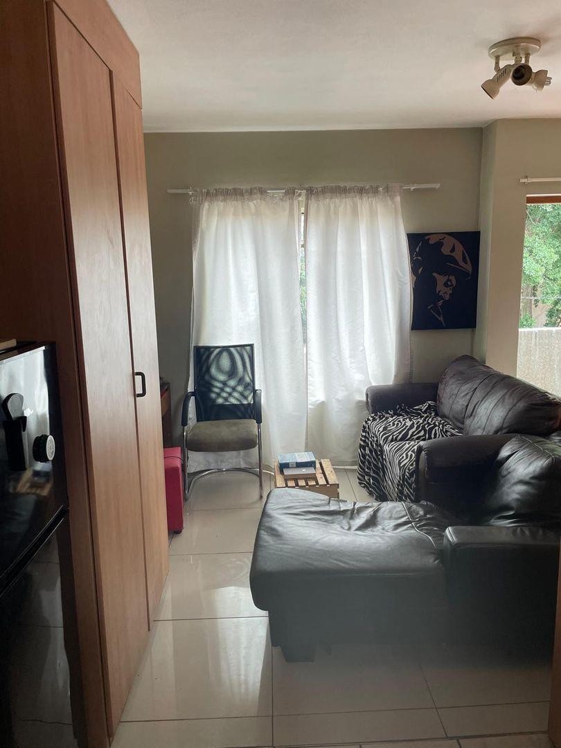 Apartment For Sale in Auckland Park, Johannesburg
