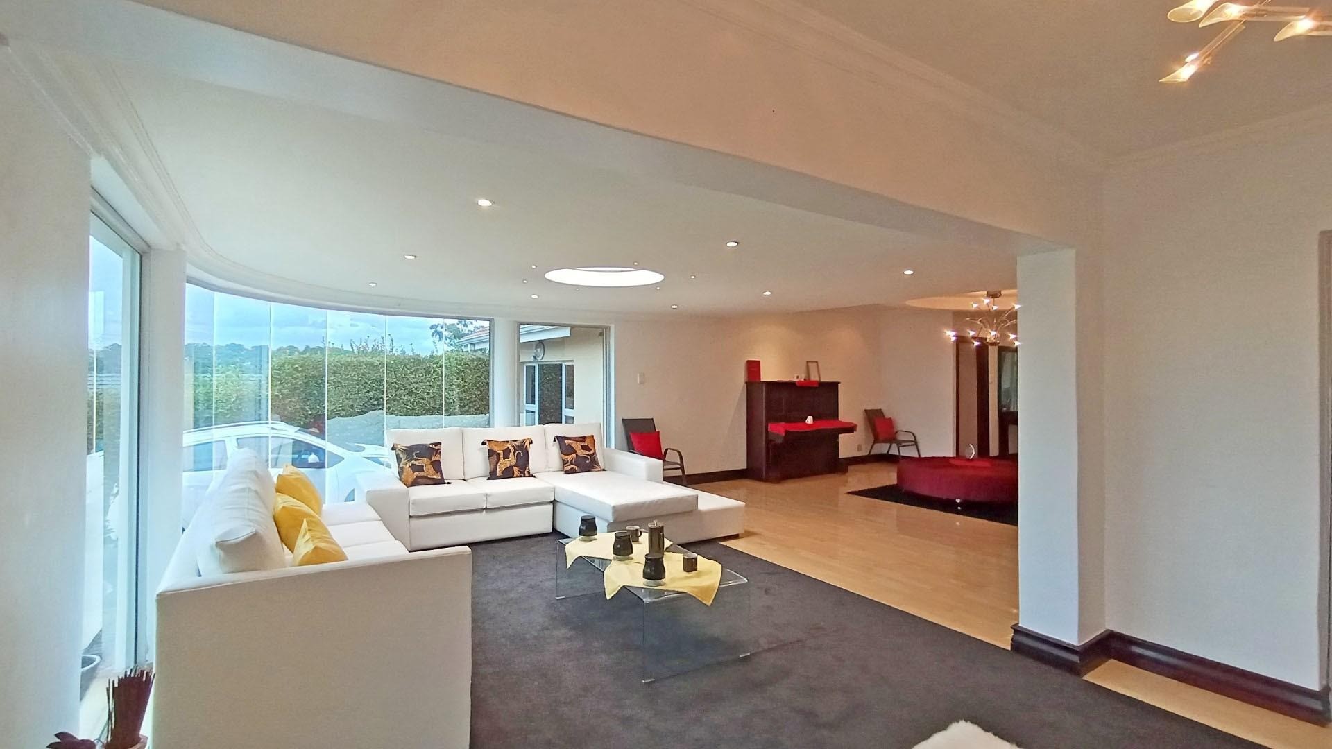 House For Sale in Moseley, Queensburgh, KwaZulu Natal