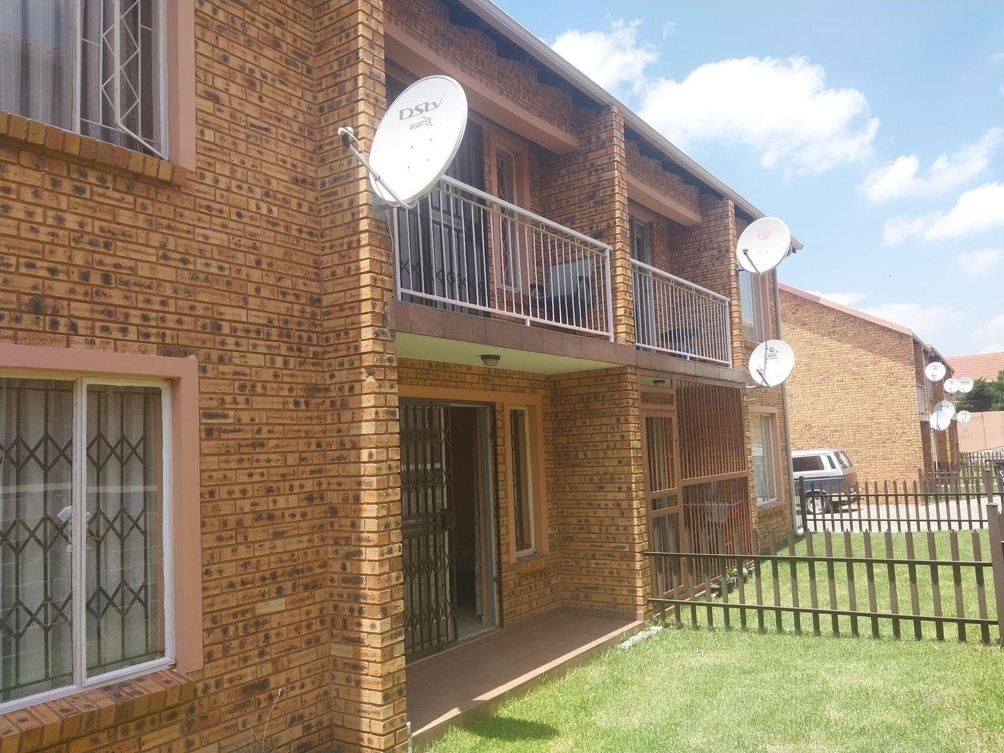 Apartment For Sale in Johannesburg