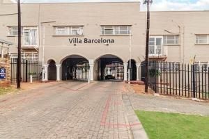 Apartment For Sale in Albertville, Johannesburg