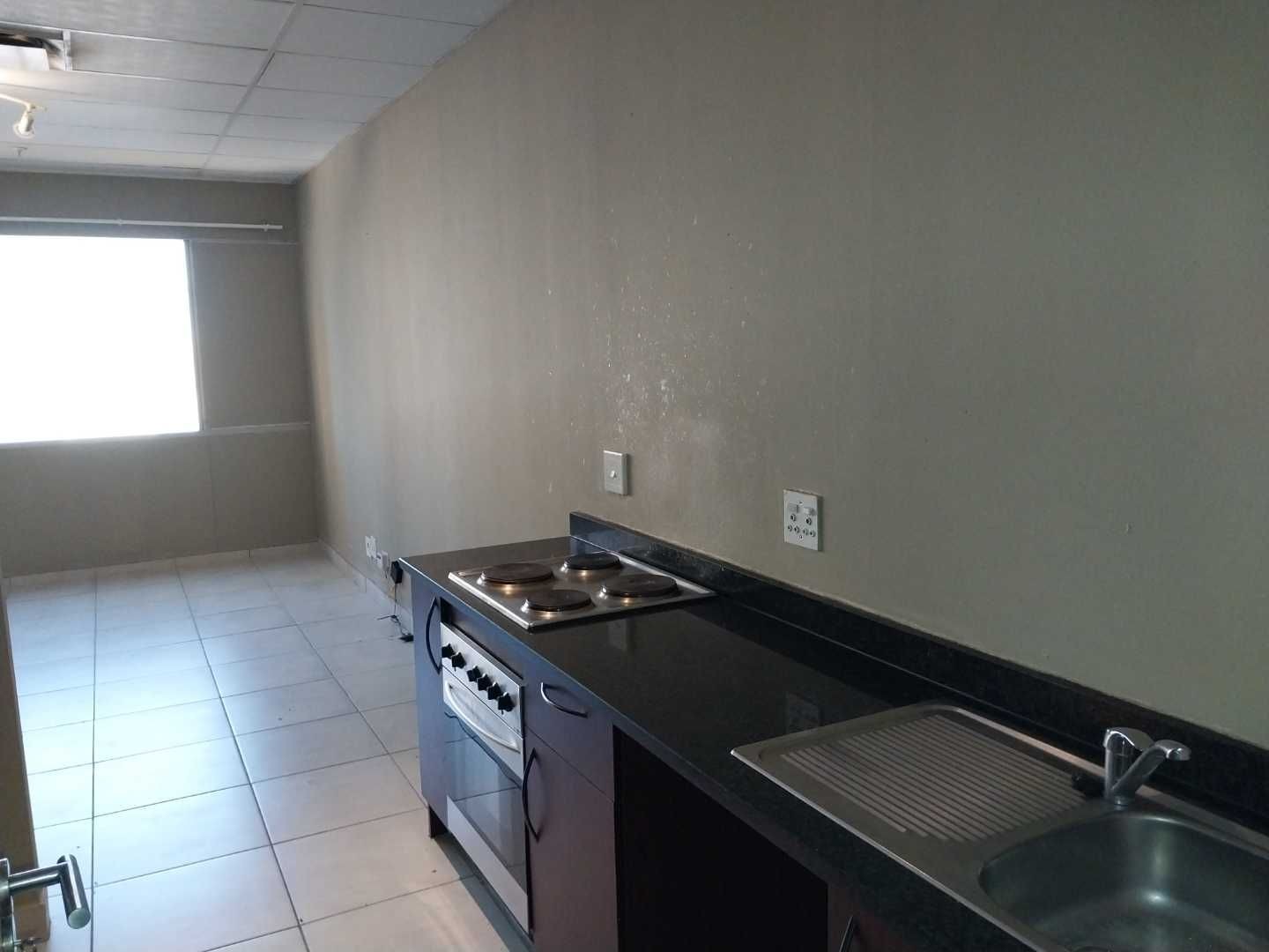 Apartment For Sale in Marshalltown, Johannesburg