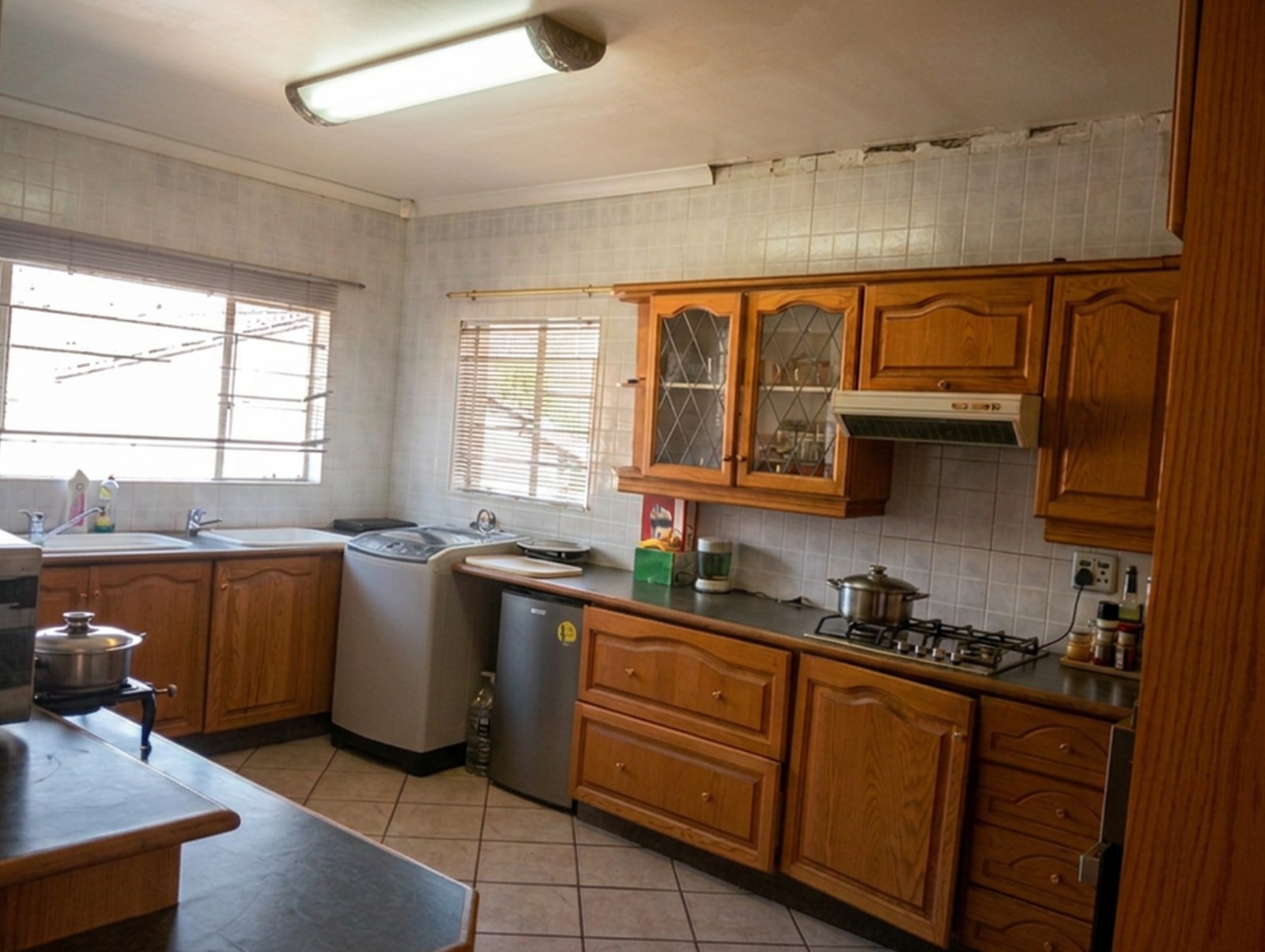 Spacious 3-Bedroom Family Home with Cottage in the Heart of Oakdene, Johannesburg