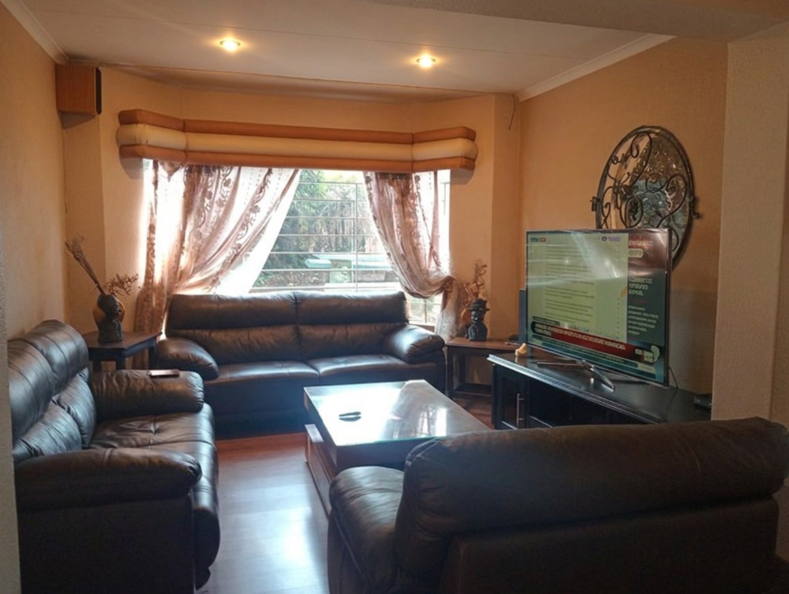 House for sale in Oakdene, Johannesburg, 905 m²