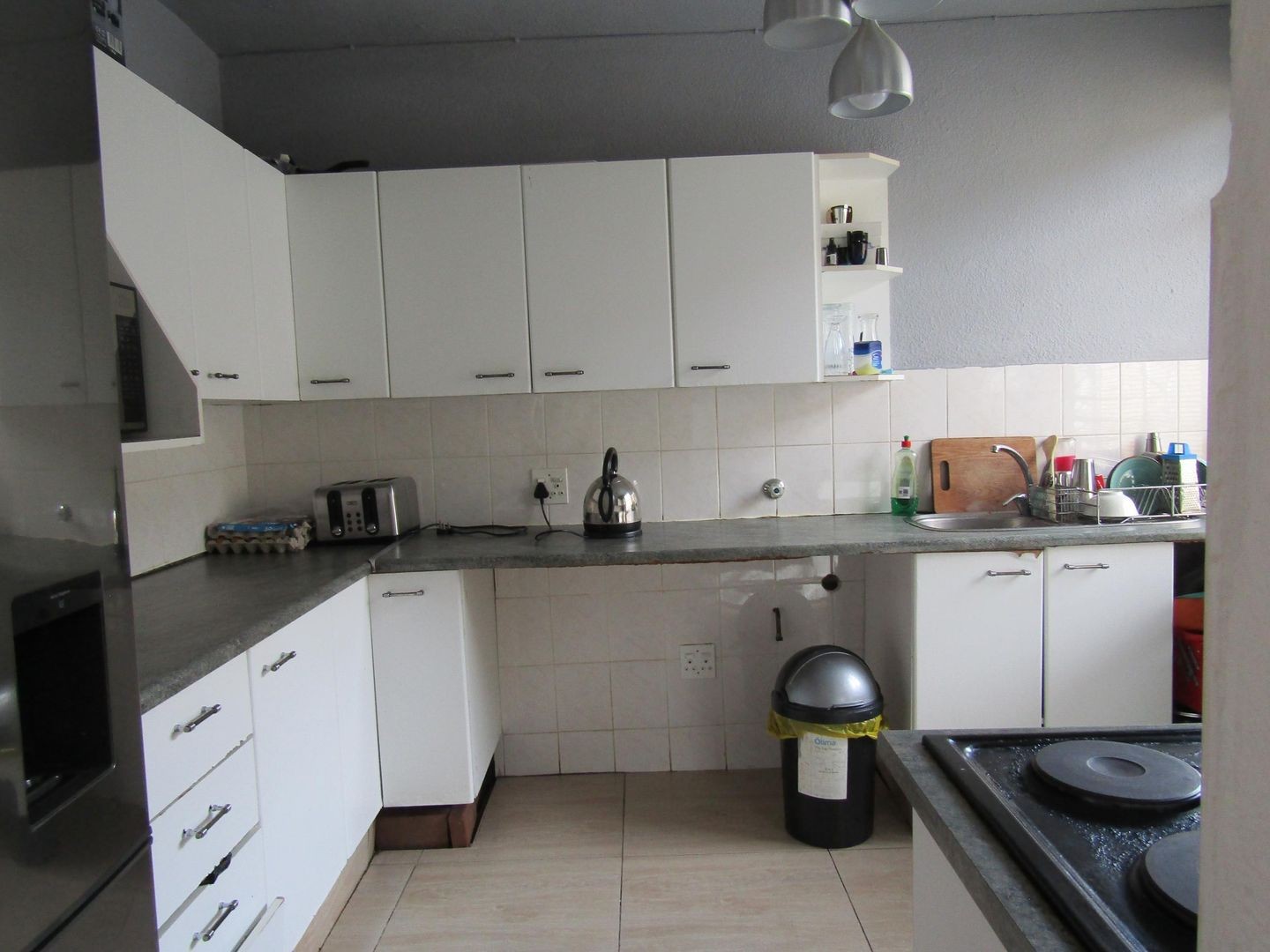 Apartment For Sale in Mondeor, Johannesburg