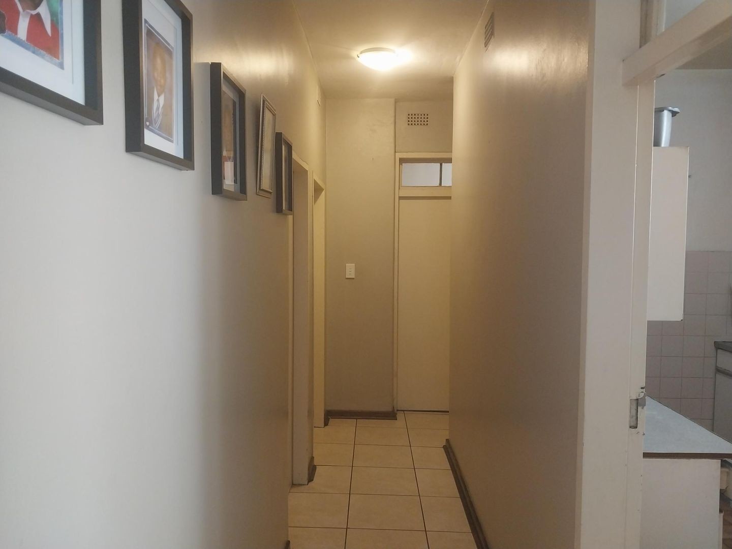 Apartment For Sale in Lorentzville, Johannesburg