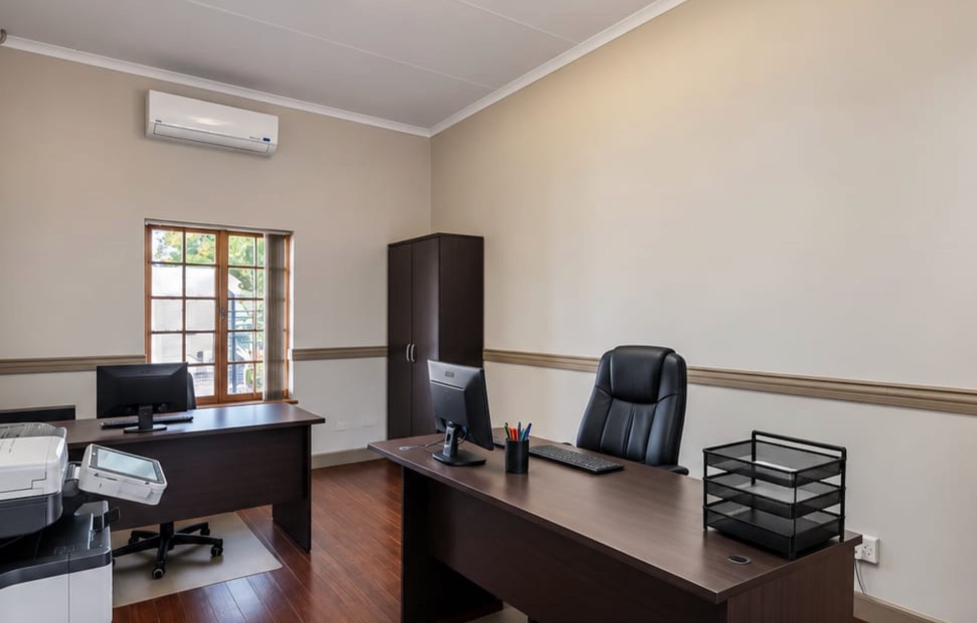 Position Your Home Or Office With Outdoor Entertainment Premium Location