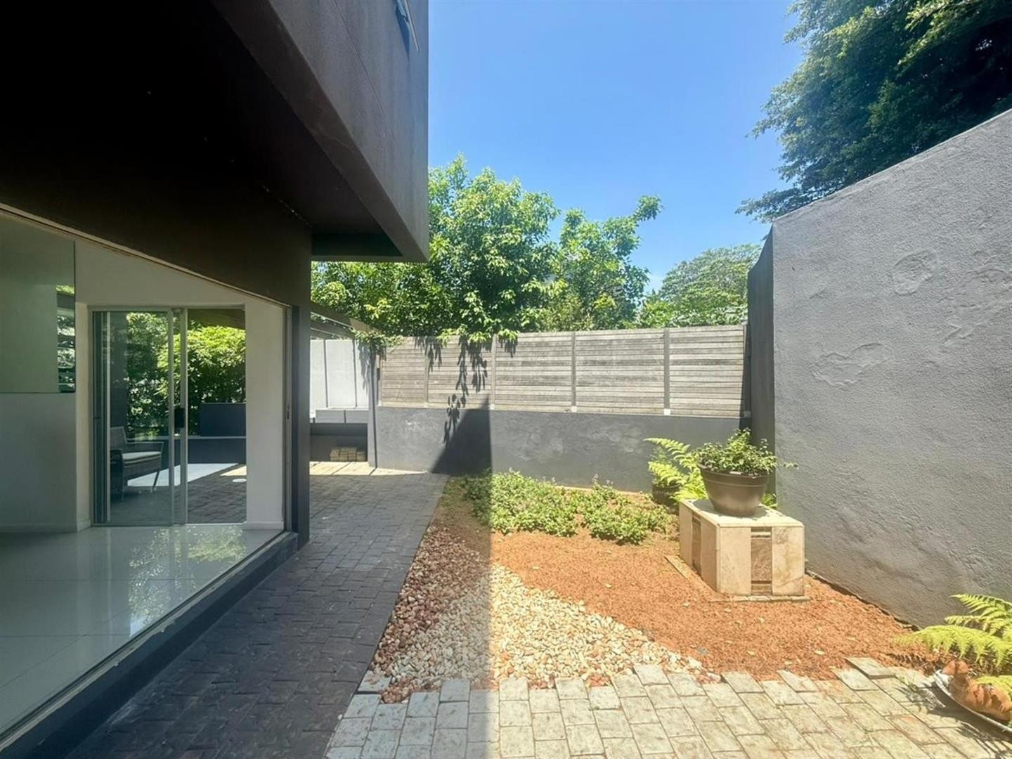 Spacious and Private 3 Bedroom Home with Pool For Sale in Dunkirk Estate