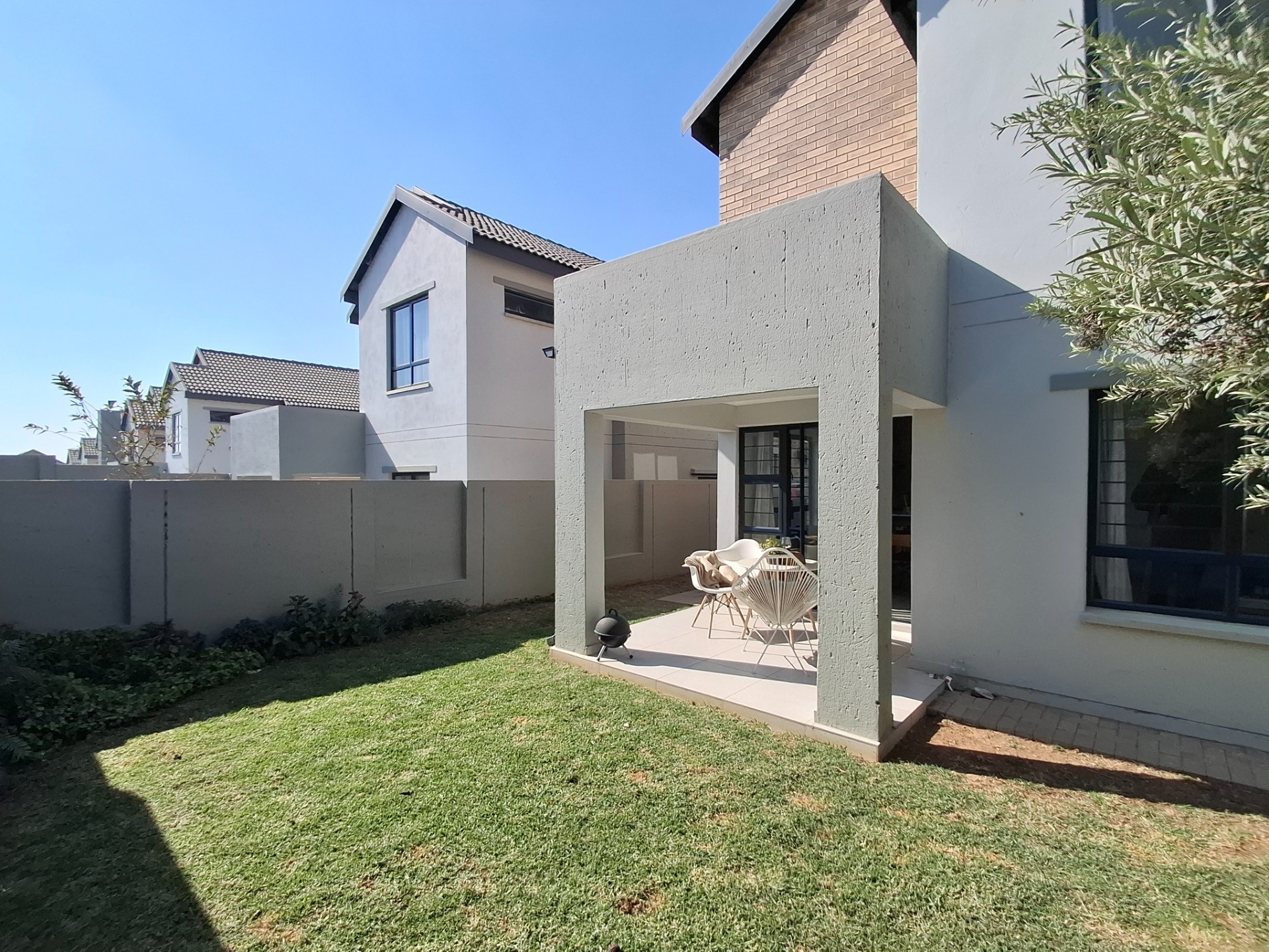 4 Bedroom House for Sale in Broadacres, Sandton