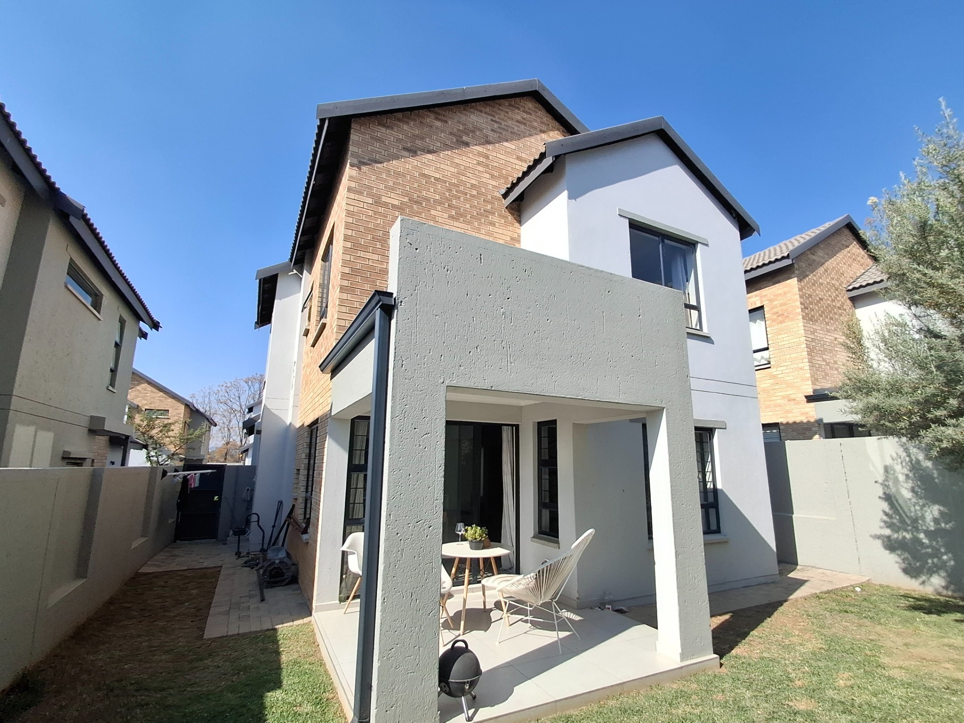 4 Bedroom House for Sale in Broadacres, Sandton