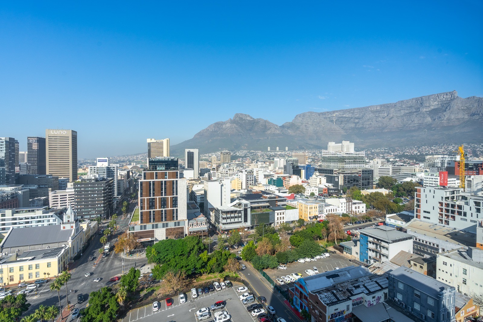 Airbnb Hot Spot in the Heart of De Waterkant / 117 On Strand