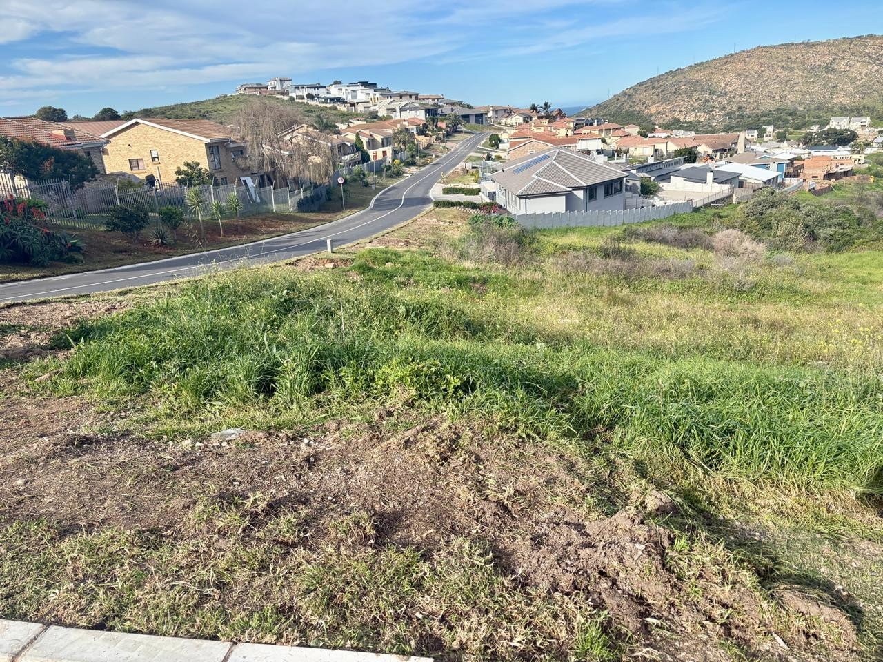Ideal Investment, Build Duet with distance ocean view!