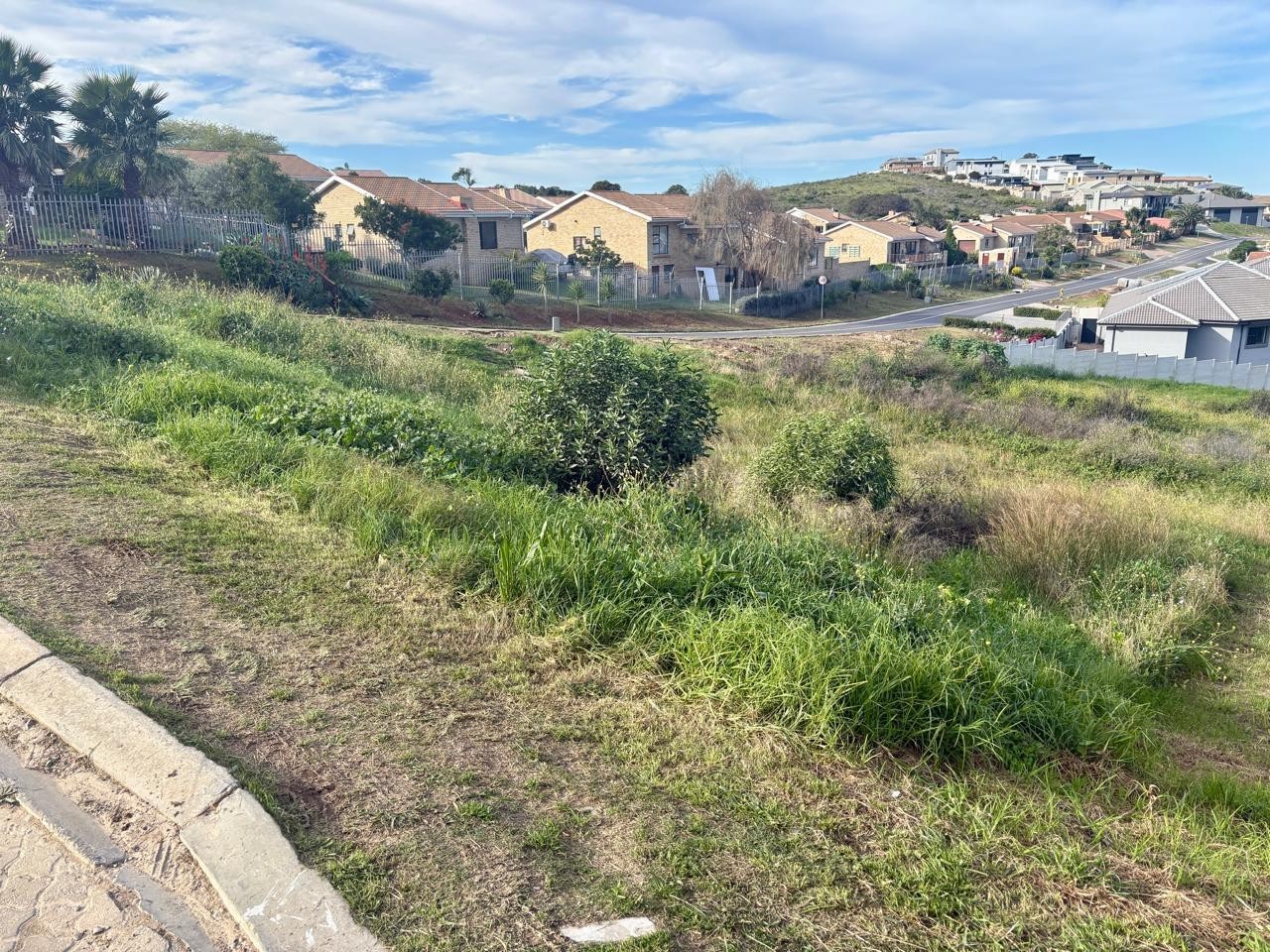 Ideal Investment, Build Duet with distance ocean view!