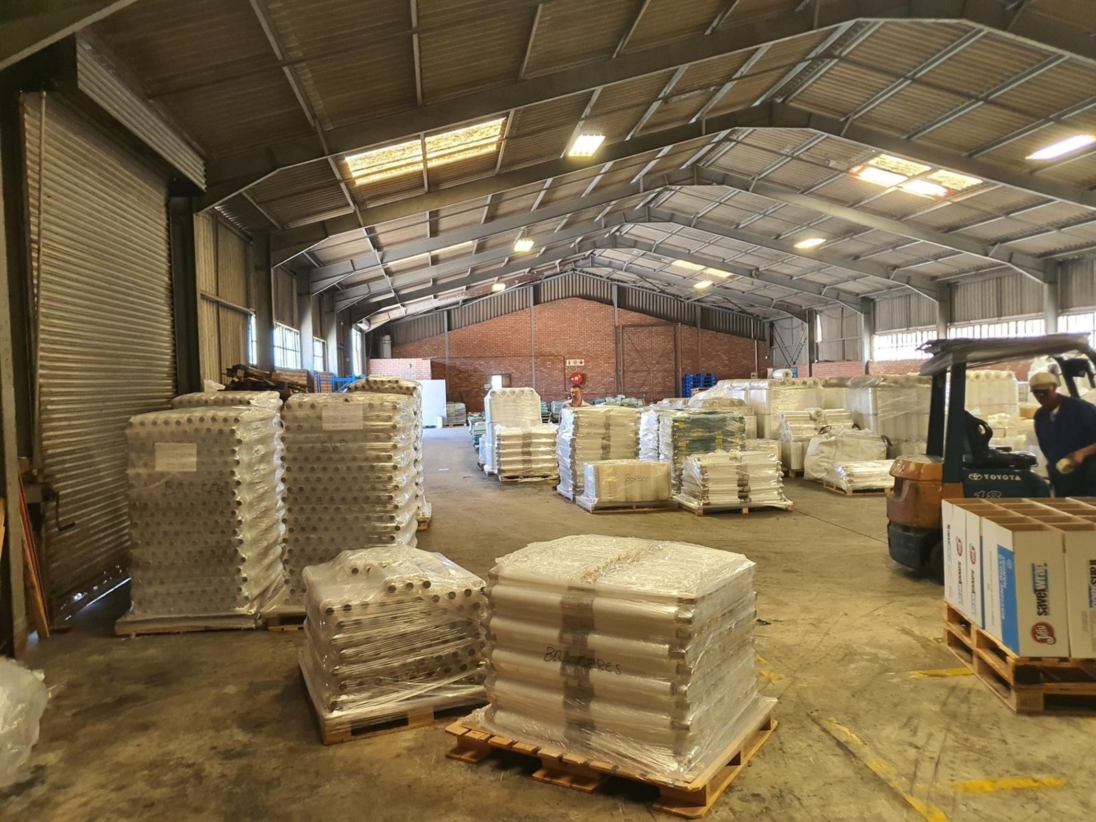 Warehouse To Rent in Deal Party, Port Elizabeth