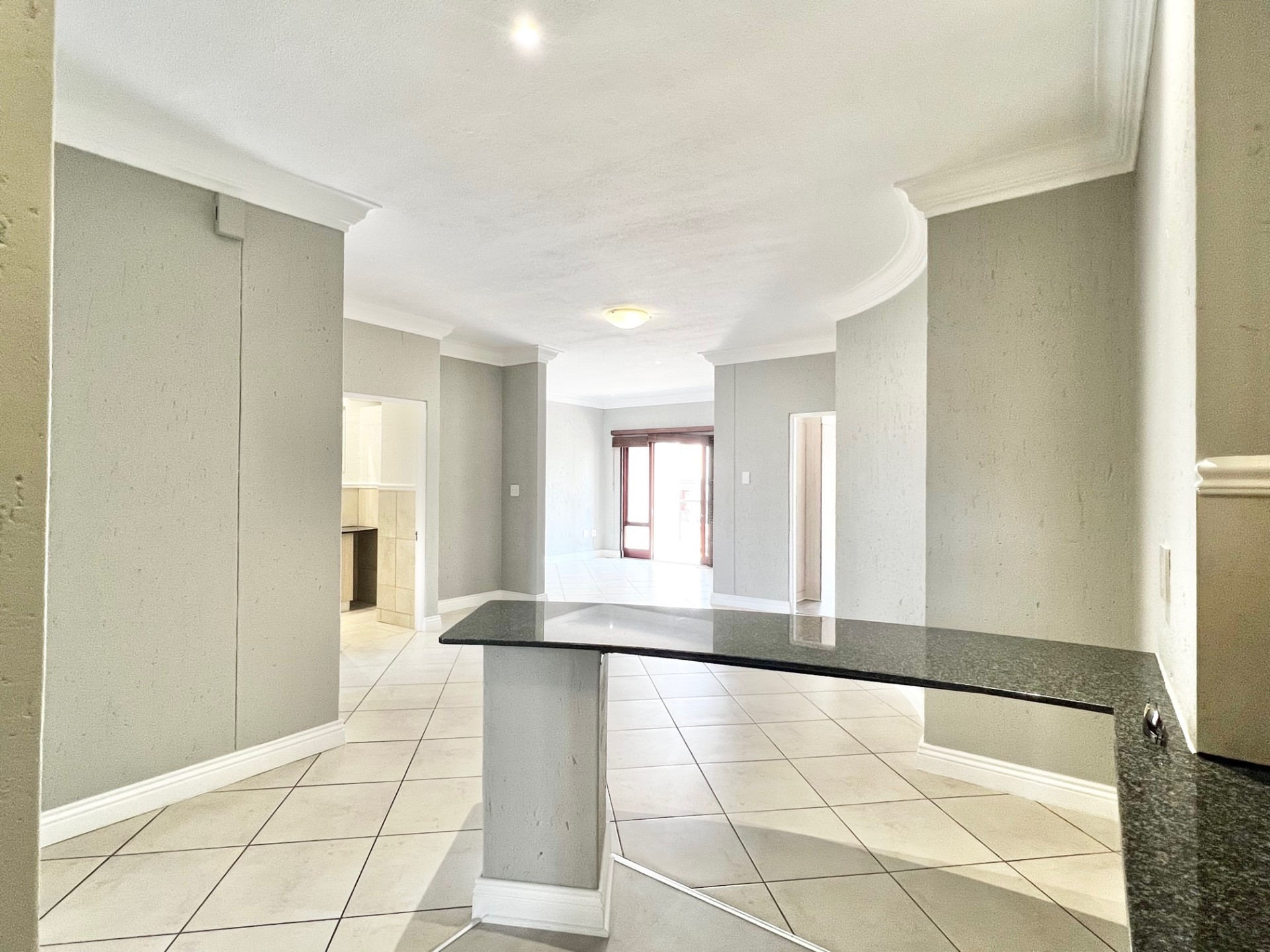 Immaculate and Spacious 2-Bedroom, 2-Bathroom Upstairs Apartment in Duo Via Centrale