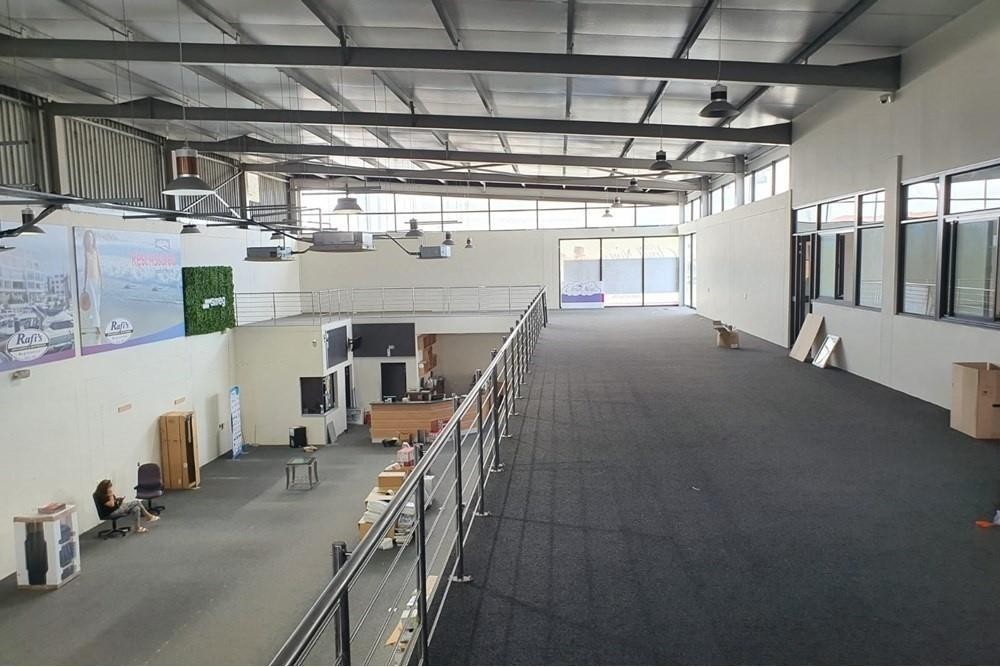 Warehouse To Rent in Newton Park, Port Elizabeth
