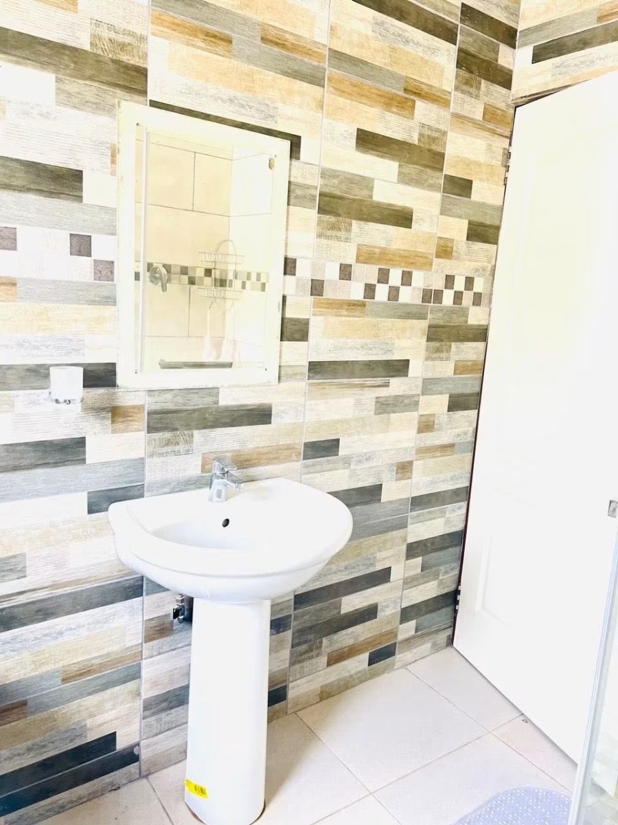 House To Rent in Msholozi, White River