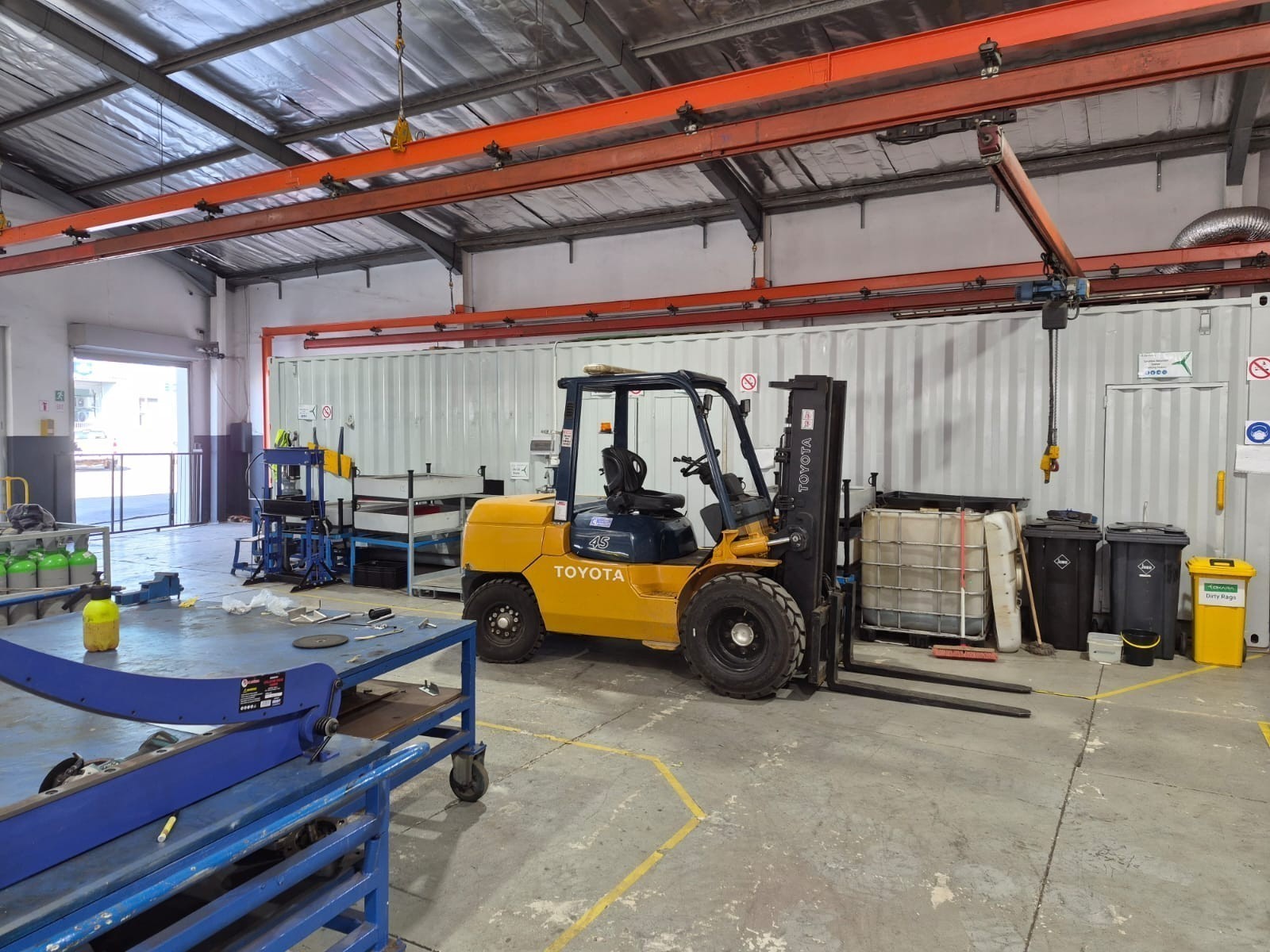 Warehouse To Rent in North End, Port Elizabeth