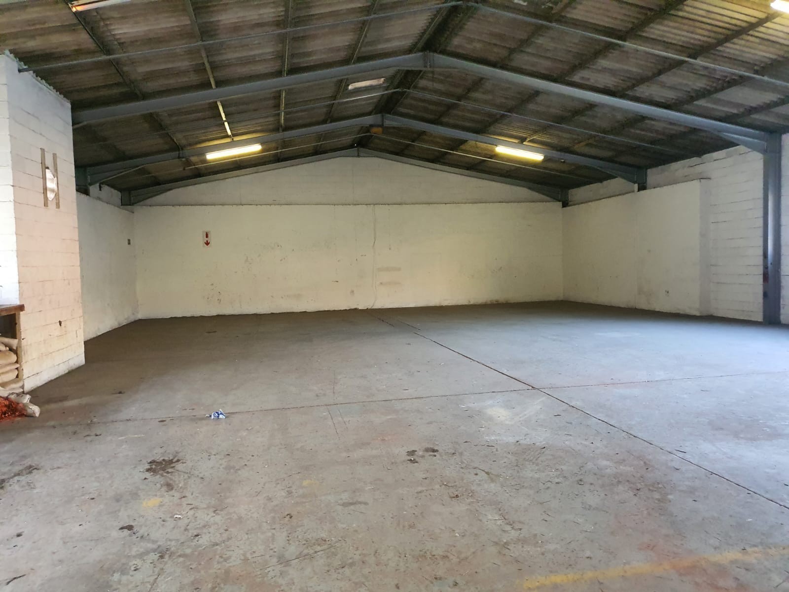 Warehouse To Rent in Sidwell, Port Elizabeth