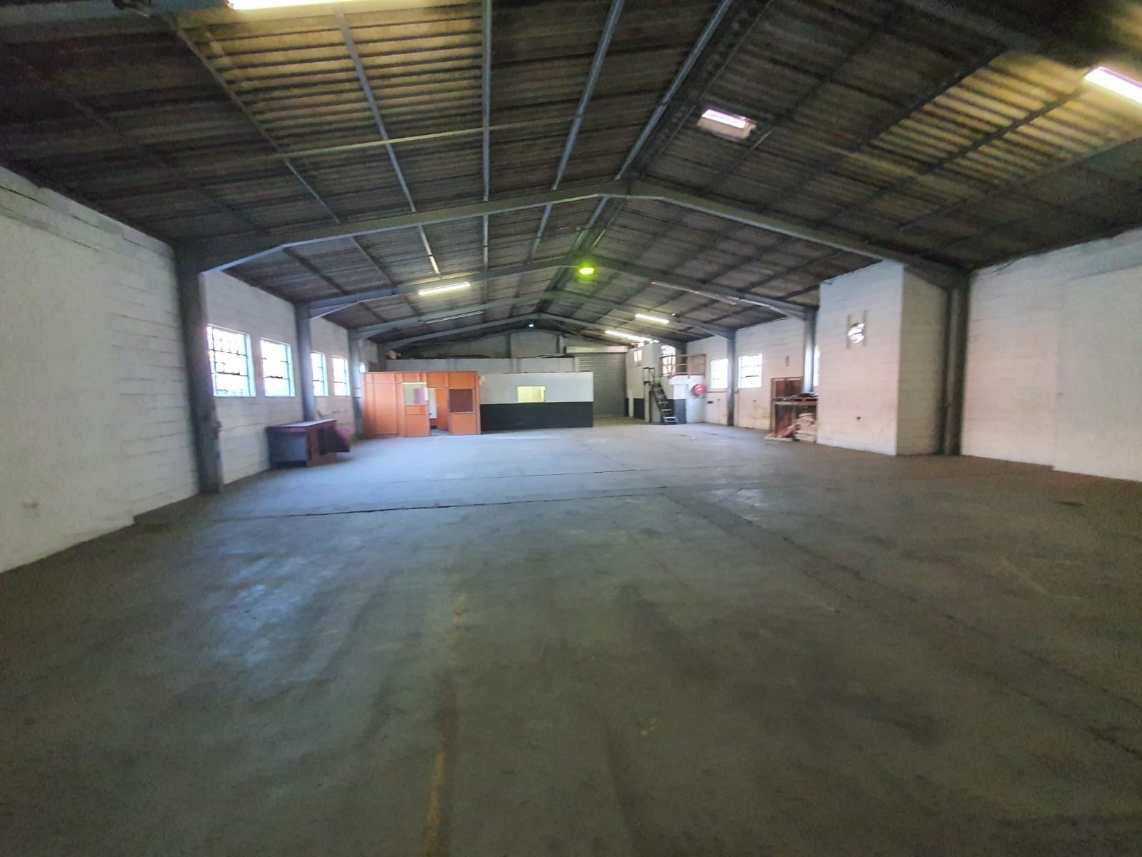 Warehouse To Rent in Sidwell, Port Elizabeth