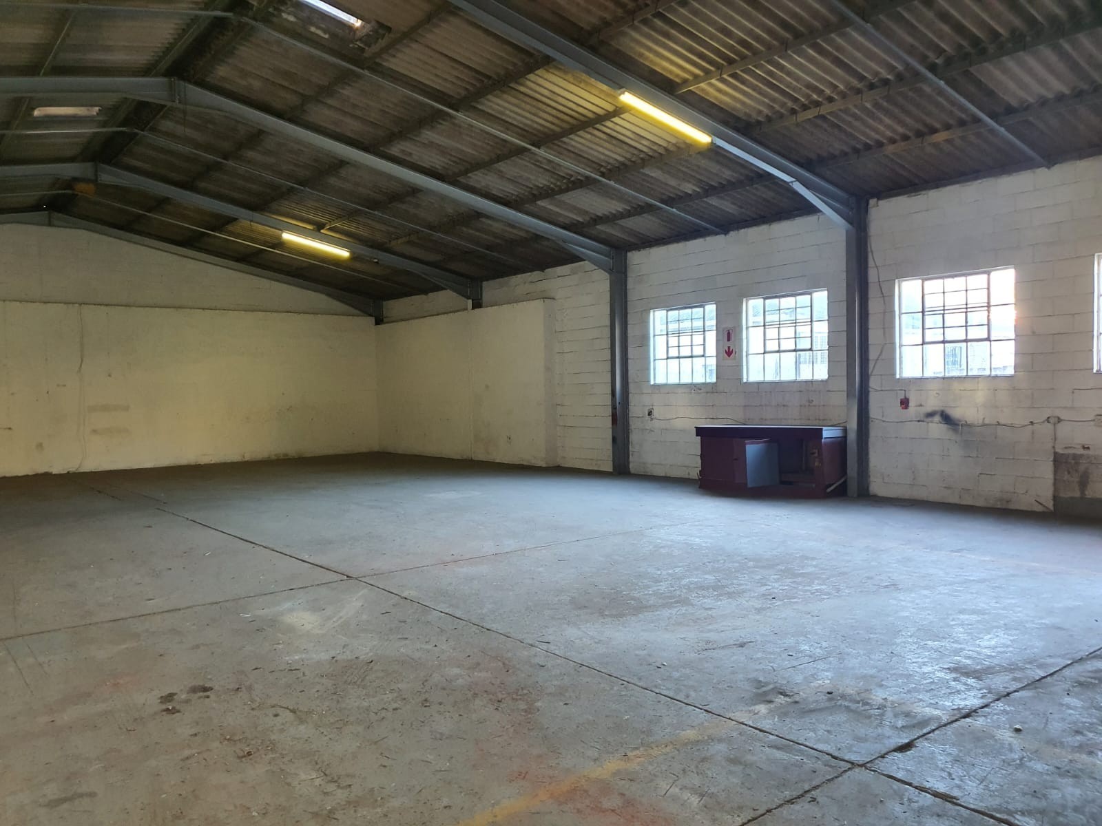 Warehouse To Rent in Sidwell, Port Elizabeth