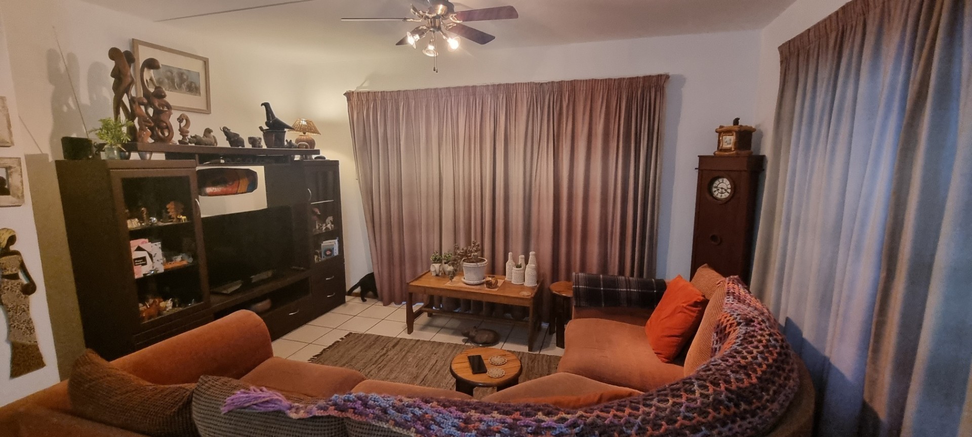 Three bedroom garden unit with double garage in Birchleigh