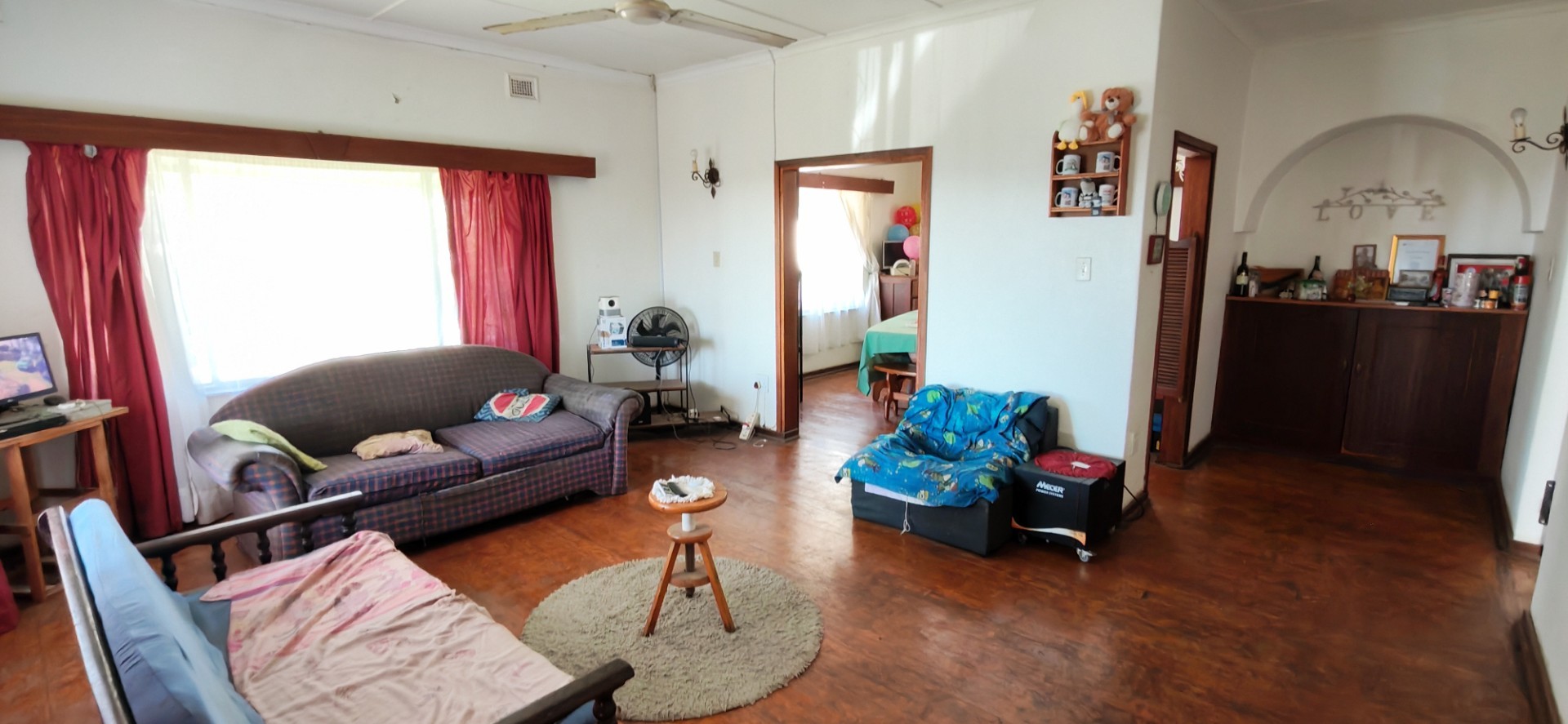 3 bedroom House with 1 bedroom flat For Sale in Port Edward, KwaZulu Natal