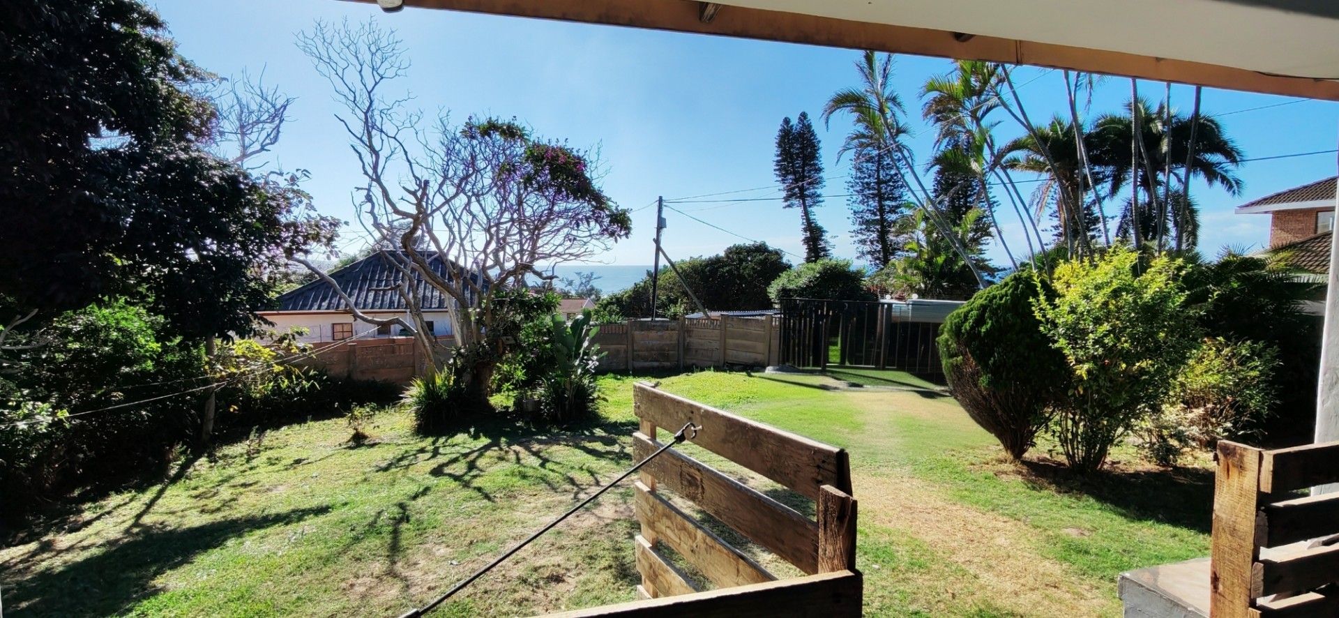 3 bedroom House with 1 bedroom flat For Sale in Port Edward, KwaZulu Natal