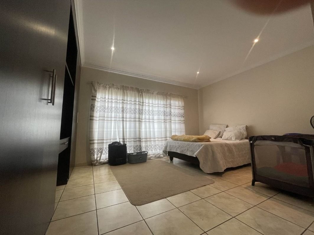 Apartment For Sale in Pretoriuspark, Pretoria
