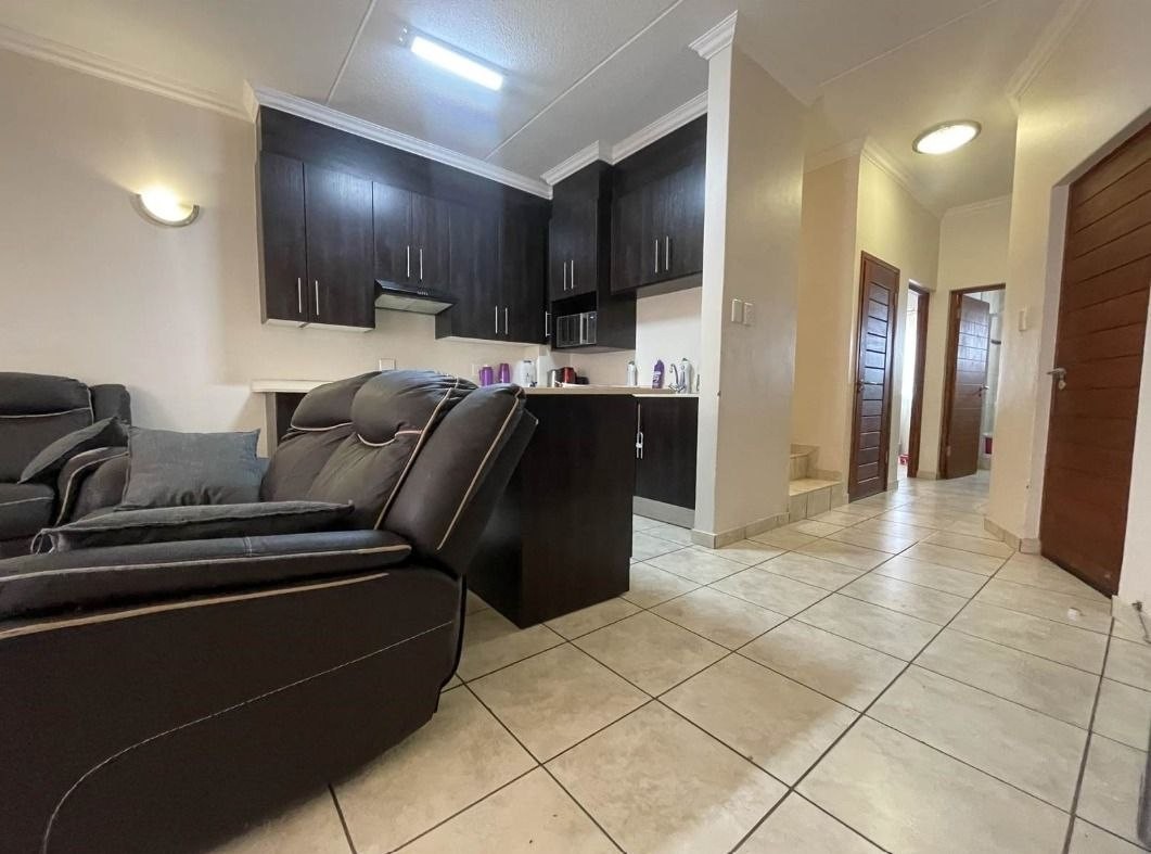Apartment For Sale in Pretoriuspark, Pretoria