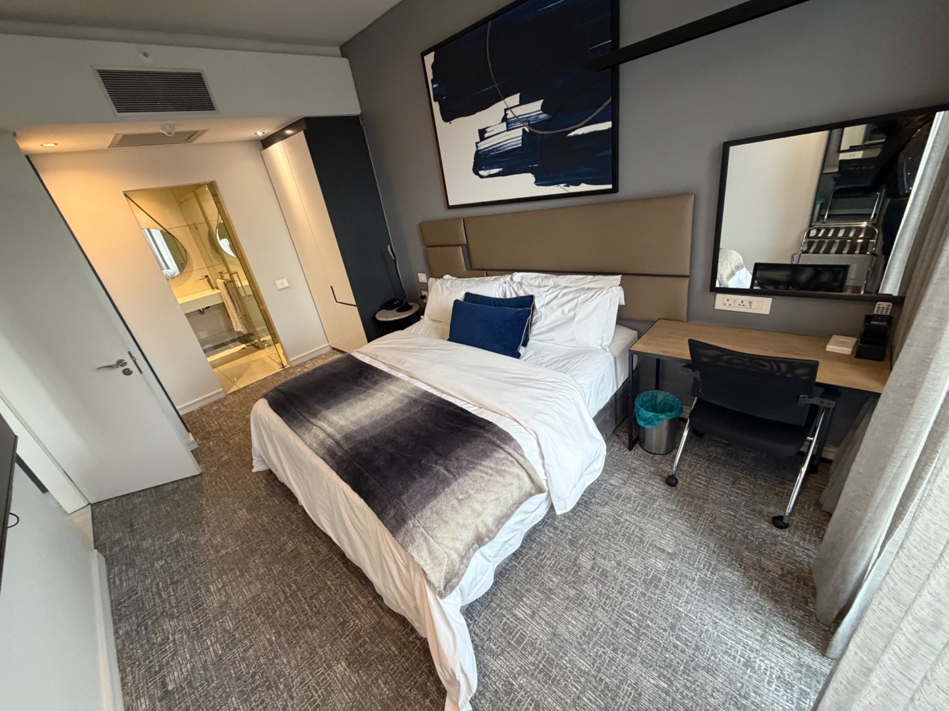 Apartment To Rent in Sandton