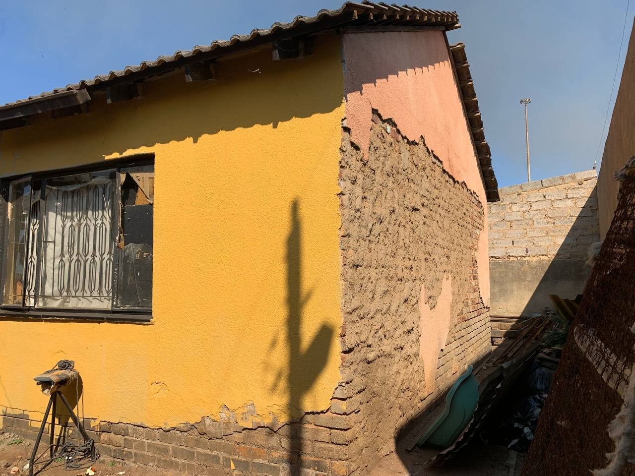 House For Sale in Makulong, Tembisa