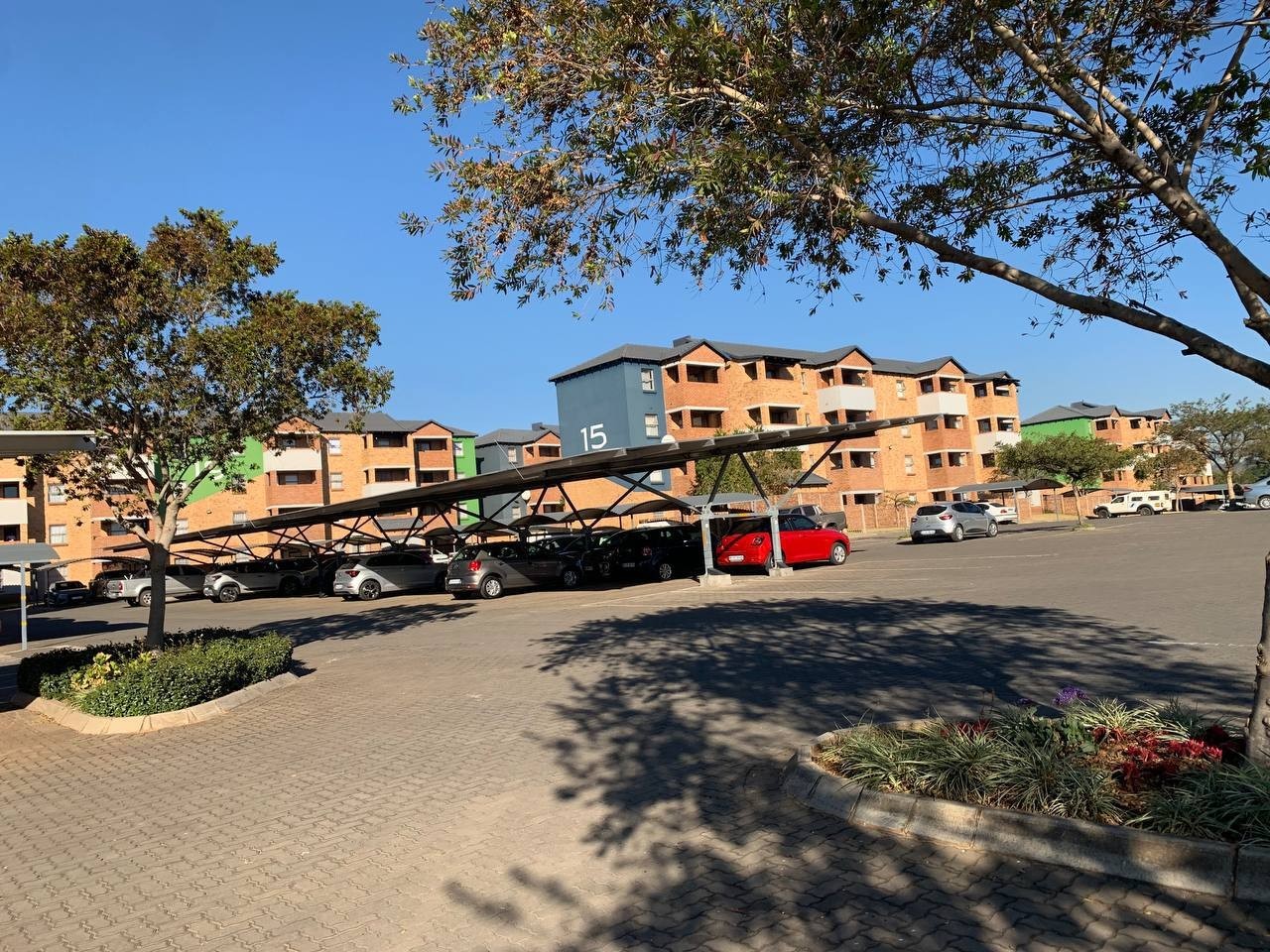Apartment For Sale in Heuweloord, Centurion