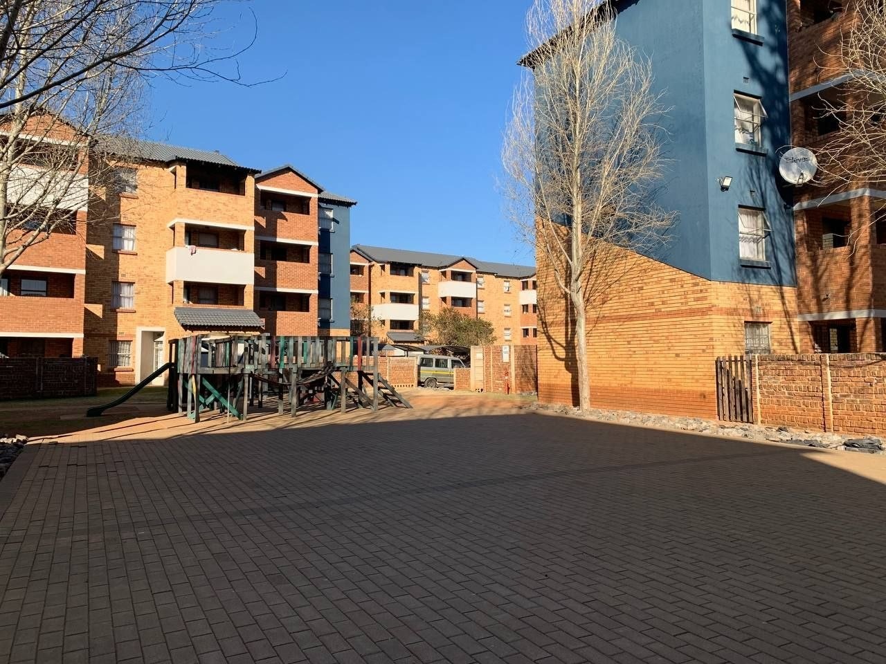 Apartment For Sale in Heuweloord, Centurion