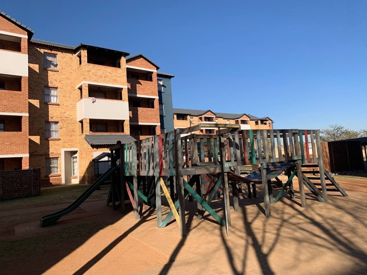Apartment For Sale in Heuweloord, Centurion