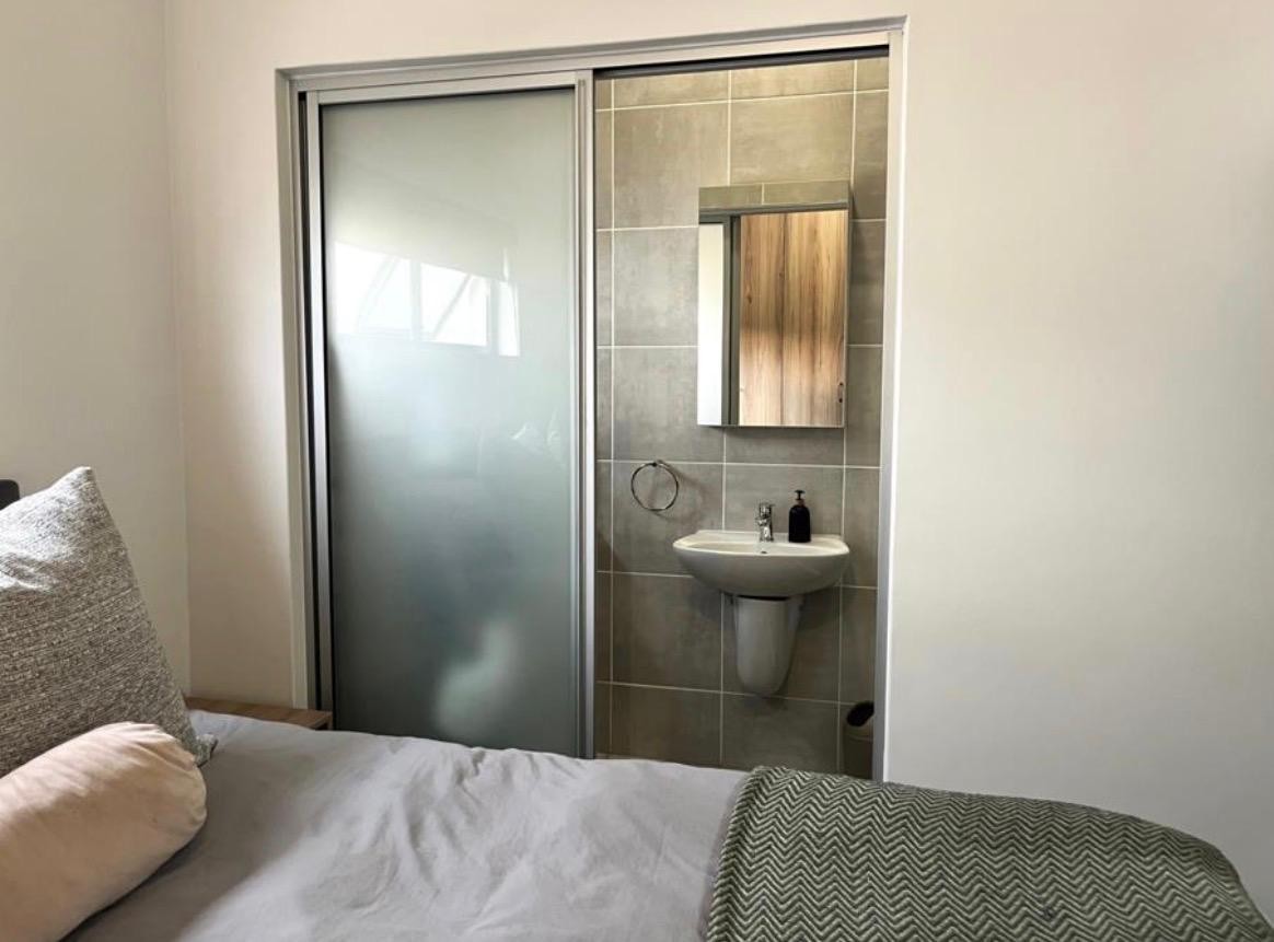 Apartment To Rent in Linbro Park, Sandton