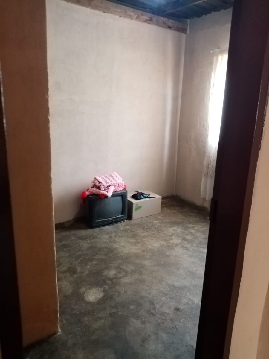 2 Bedroom House To Rent in Thulani, Soweto