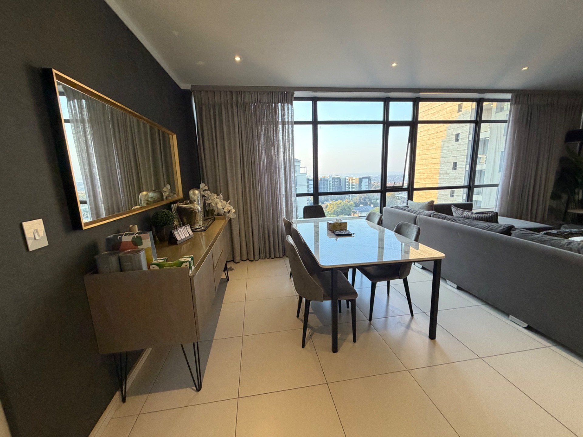 Apartment To Rent in Morningside, Sandton