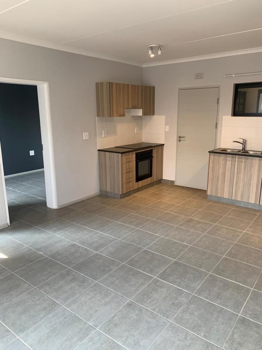 Apartment To Rent in Athlone Park, Amanzimtoti, KwaZulu Natal