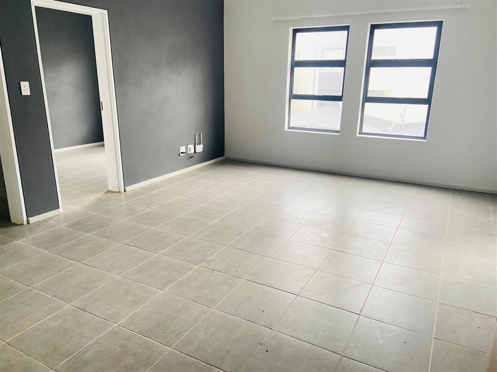 Apartment To Rent in Athlone Park, Amanzimtoti, KwaZulu Natal