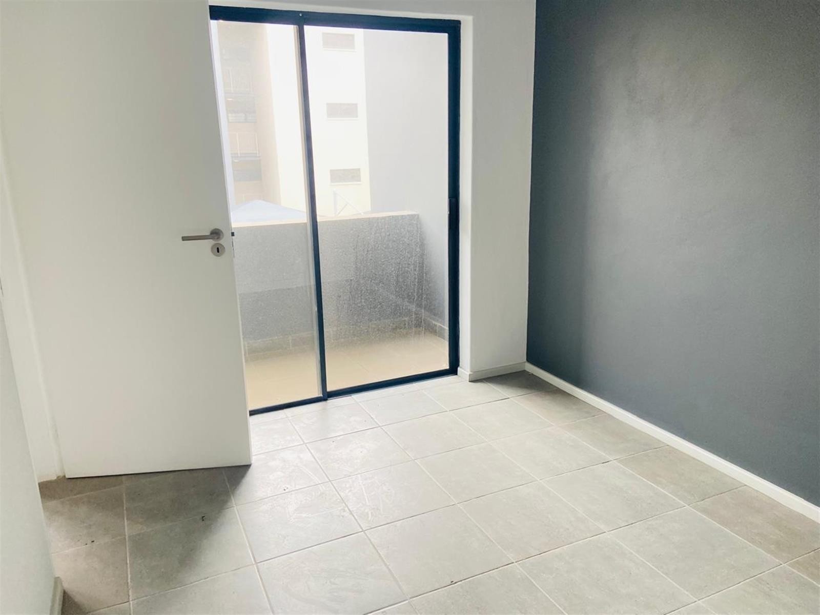 Apartment To Rent in Athlone Park, Amanzimtoti, KwaZulu Natal