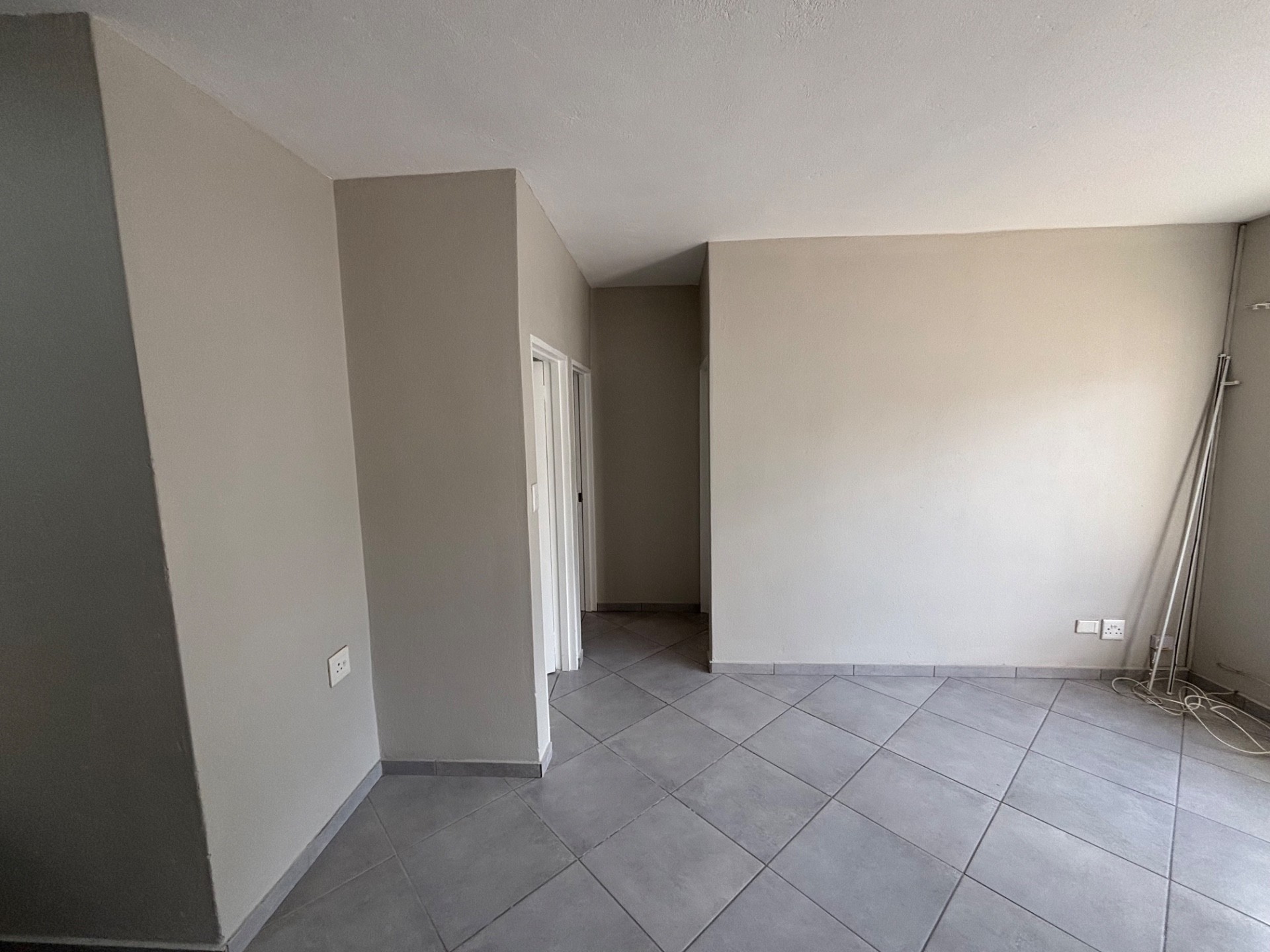 Apartment To Rent in Sonheuwel, Nelspruit